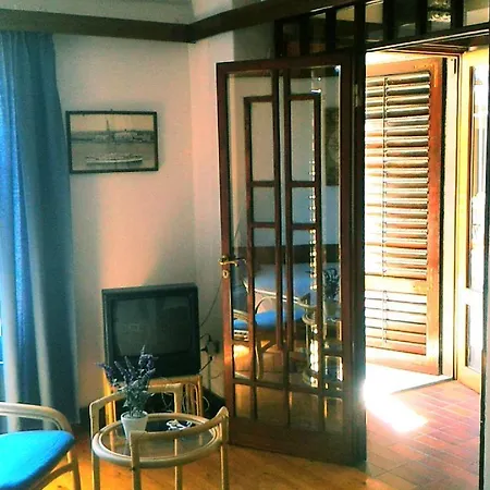 Apartman Grandfather's House